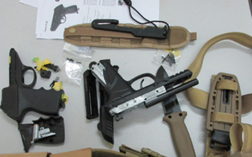 Quan ngại 'hàng nóng' được nhập lậu qua đường... 'chim bay'