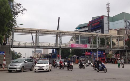 'Đốt tiền' mồ hôi nước mắt của dân: Chuyên gia nói gì?