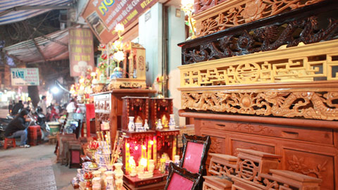 Cuối năm: Đắt đỏ đồ phong thủy