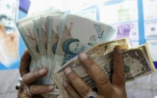 Hoa Kỳ gia tăng trừng phạt nhằm vào đồng tiền Iran