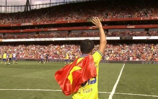 Sự khác biệt của ông Wenger và ông Cường