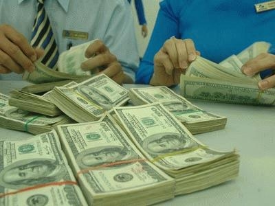 USD tiếp tục điệp khúc xuống giá