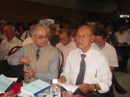 Bé gái gây cháy: Nội bộ nhà khoa học bất đồng