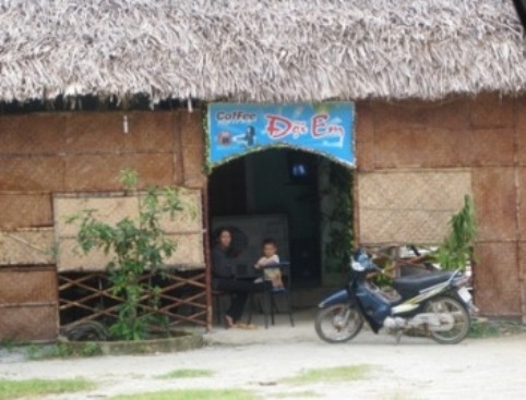 Nỗi lòng cô gái massage cận Tết