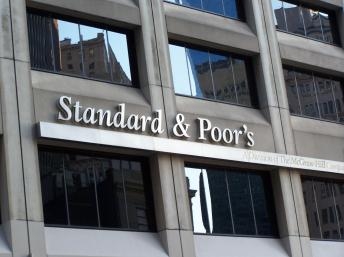 Standard & Poor’s thừa nhận hạ điểm nhầm nước Pháp