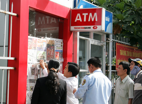 Buồng ATM bị cắt trộm gần 1,3 tỷ đồng