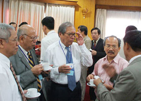 Trí thức Việt Nam ở nước ngoài và đại học Việt Nam