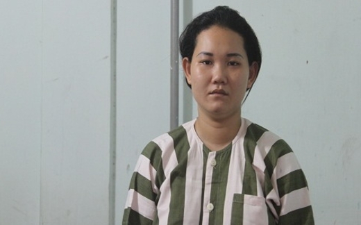 Bé trai 18 tháng bị người trông trẻ đánh chết