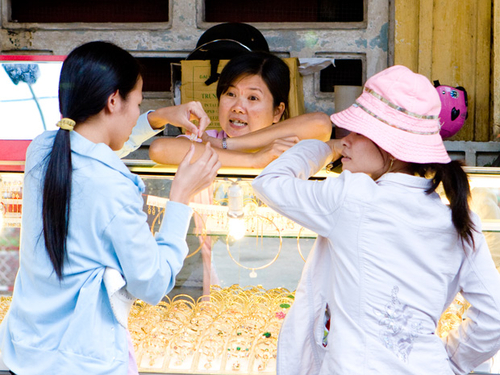 Hạn chế chức năng tiền tệ của vàng, cách nào?