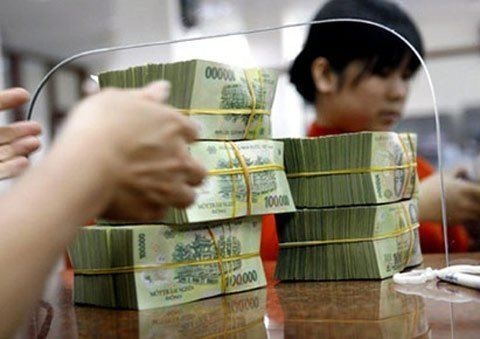 Ngân hàng không dám mạnh tay đòi nợ