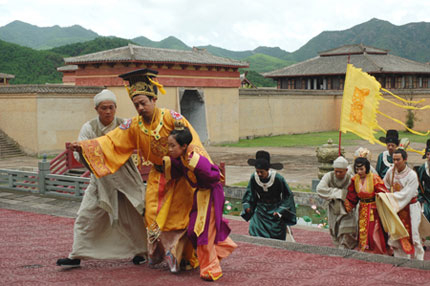 Điêu đứng, túng quẫn vì… phim mừng Đại lễ