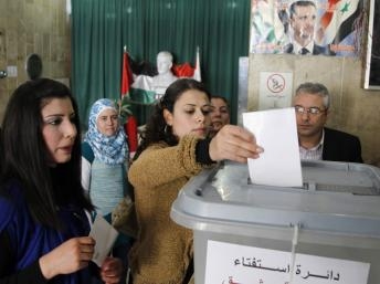 Chính quyền Syria trưng cầu dân ý về Hiến pháp mới