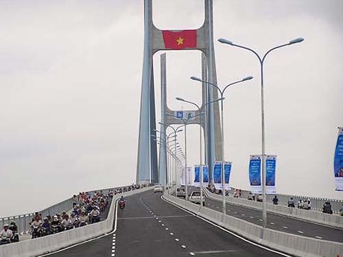 TPHCM: 300.000 tỉ đồng để phát triển hạ tầng