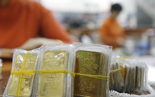 Những vùng trắng vàng miếng