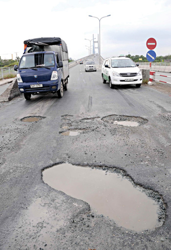 Tắc cửa ngõ Sài Gòn
