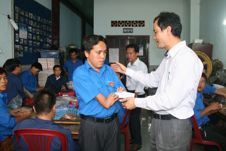 Đoàn đại biểu Việt Kiều thăm quần đảo Trường Sa