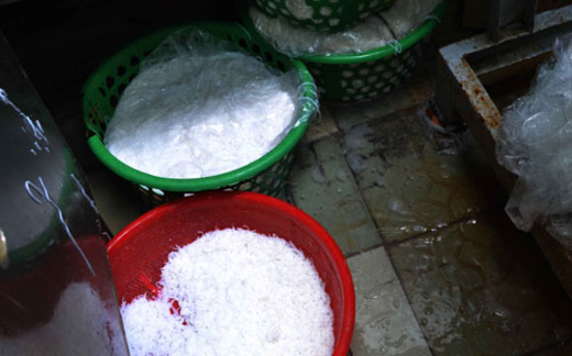 Không dừng ở lời than