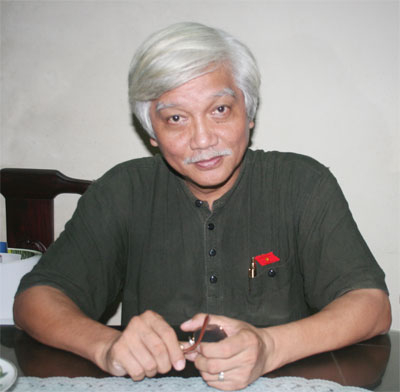 Nhà sử học Dương Trung Quốc: Không thể coi cầu Long Biên như cây cầu cũ, hỏng