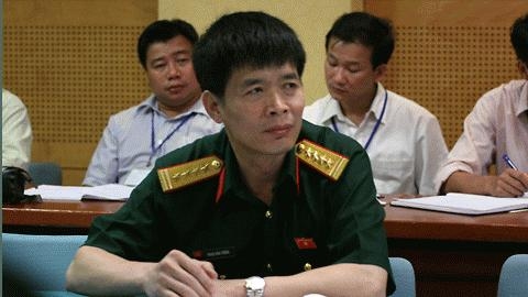Bán mỏ vì lợi ích nhiệm kỳ