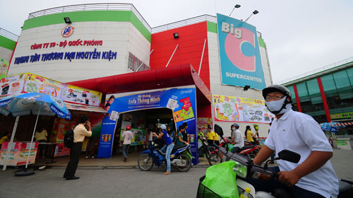 Giành giật thị trường bán lẻ, Kỳ 1