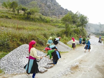 Những con nợ của nhau