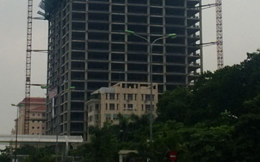 Những chuyện lạ kỳ bất động sản tháng 7