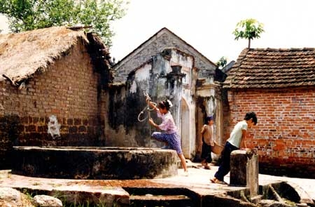 Bức thư thứ sáu: “Chúng tôi đang mất làng”