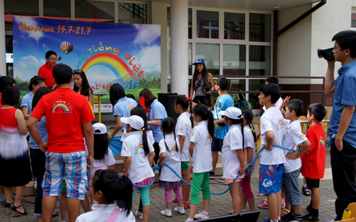 Bế mạc Trại hè Vui cùng tiếng Việt_ Warszawa 2013