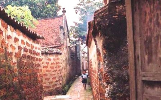 Di sản, mười nghìn đồng và một lô đất