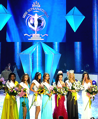 Thục Quyên lọt Top 15 Hoa hậu Siêu quốc gia