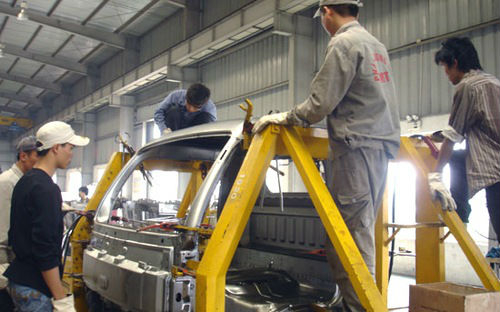 Doanh nghiệp tức thở theo dõi thuế phí năm mới