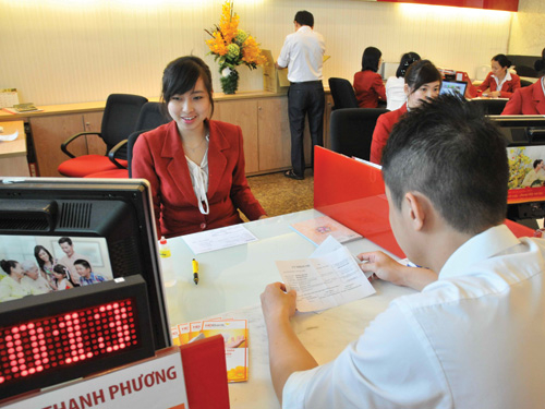 Gánh nợ xấu ngân hàng: Tại sao lại mua nợ xấu với giá cao?