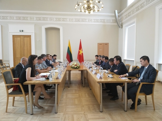 Bộ trưởng Công an Tô Lâm thăm làm việc tại Lít-va