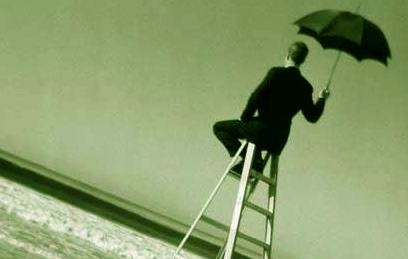 "Con cháu các cụ cả, các cụ cứ chiếu cố..."