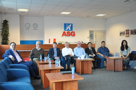 Đại diện thành phố Emmen thăm và làm việc với TTTM ASG - Ba Lan