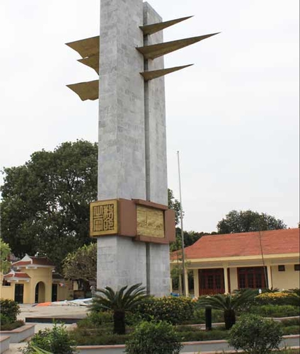 "Lạm phát" tượng đài