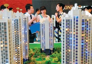 Bất động sản còn "đắp chiếu" 2 năm nữa?