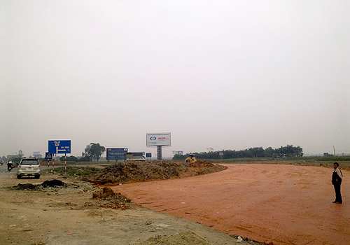 Trúng đậm, thắng lớn nhờ 'săn' đất xen kẹt