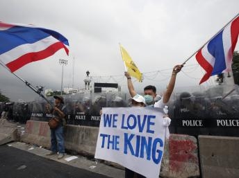 Quốc hội Thái Lan thảo luận kiến nghị bất tín nhiệm thủ tướng Yingluck