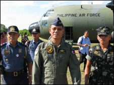 Philippines công khai chỉ trích Trung Quốc