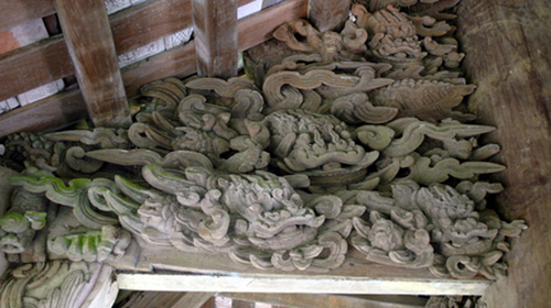 Trần Lâm Biền: Tiền công đức đâu chỉ phá một chùa Trăm gian?