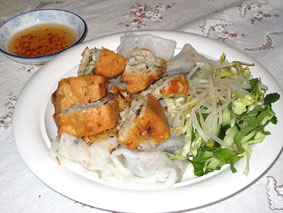 Ghé ăn bánh giá chợ Giồng