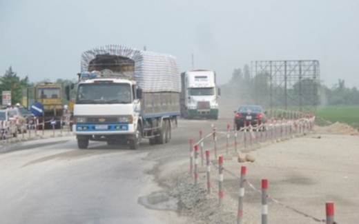 Cao tốc, cao tiền?