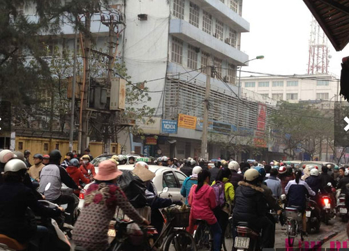 Hà Nội đổi lại giờ học, Bộ GTVT không ý kiến!