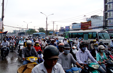 Chưa duyệt đề án ôtô vào trung tâm TP HCM theo ngày chẵn lẻ