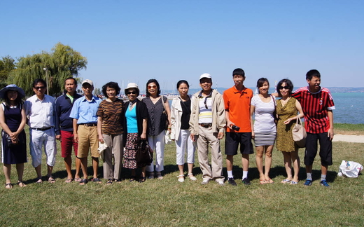 Budapet & Giải bóng bàn thân thiện 2013