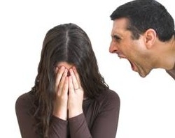 Kiểu 'dạy' vợ của những ông chồng trí thức