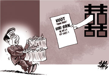 Hà Nội: Mất chức vì hai mâm cỗ... cưới
