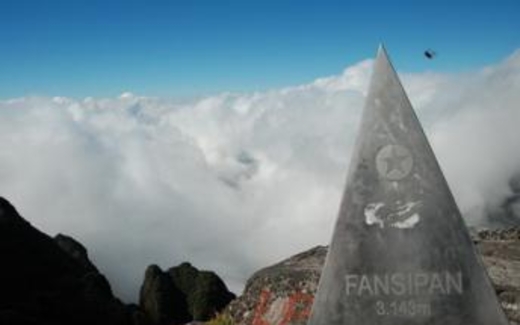 Cáp treo Sa Pa: Thảm họa cho du lịch tại « Nóc nhà Đông Dương »