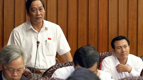 'Rải' phong bì, công chức đến tận nhà phục vụ